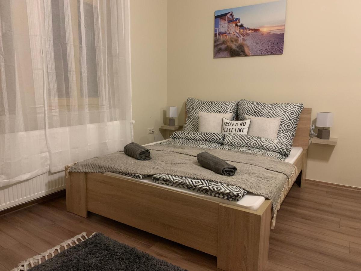 A Vendeghaz Hotel Miskolc Luaran gambar