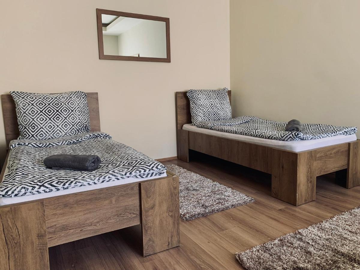 A Vendeghaz Hotel Miskolc Luaran gambar